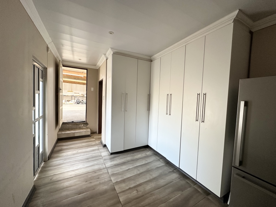 4 Bedroom Property for Sale in Southernwood Eastern Cape